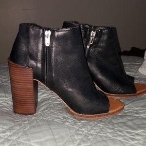 Dolce vita open to leather booties